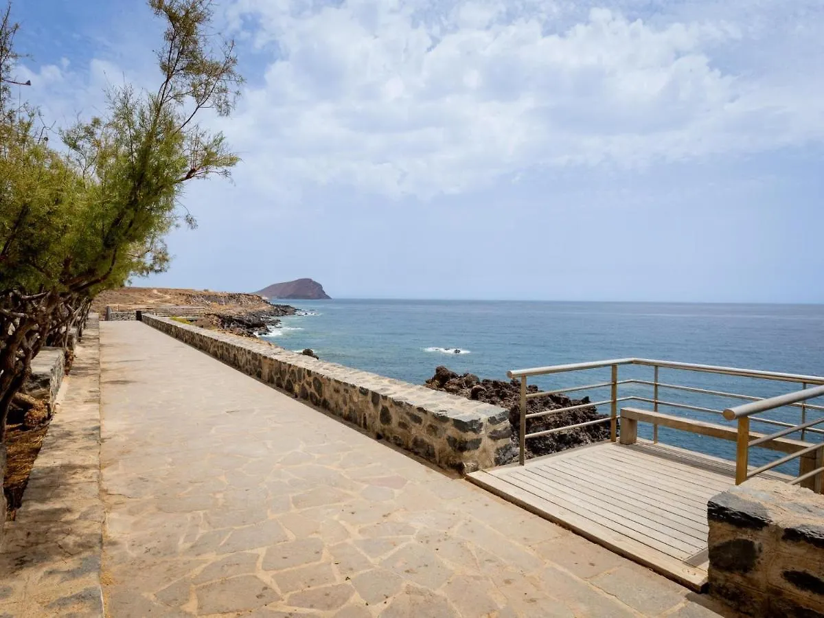 Las Rocas By The Ocean, Wifi And Sea View Los Abrigos
