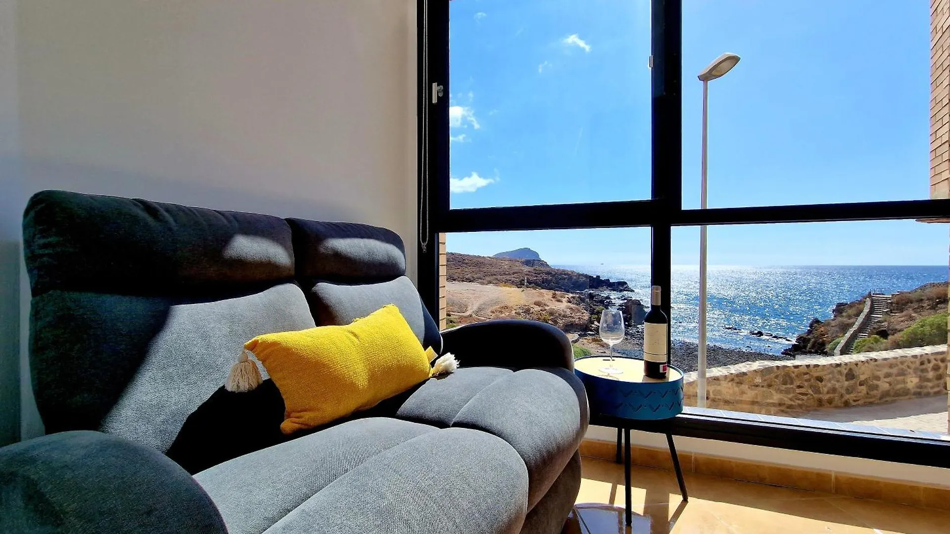 Apartamento Las Rocas By The Ocean, Wifi And Sea View Los Abrigos