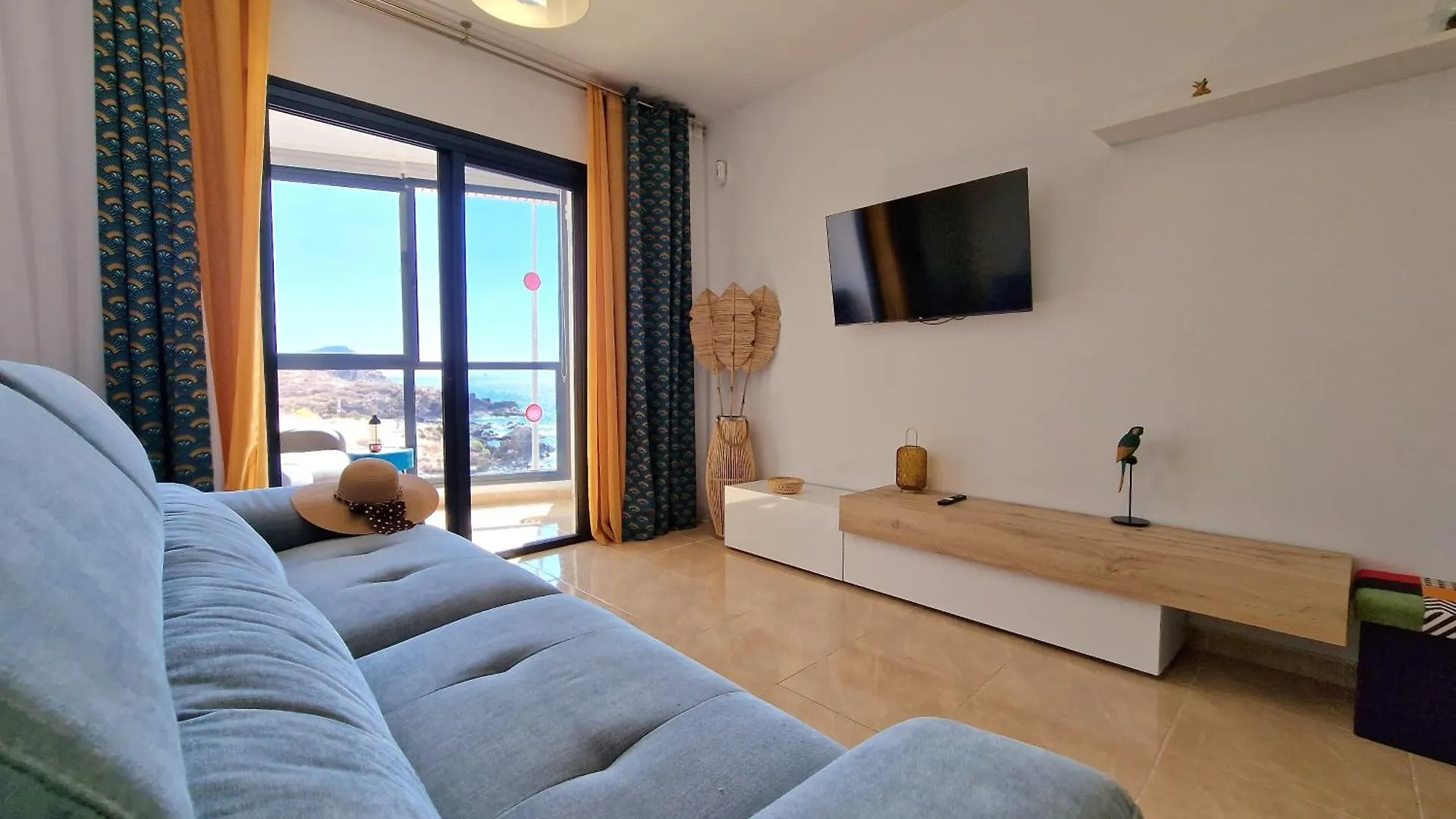 Las Rocas By The Ocean, Wifi And Sea View Los Abrigos Apartamento