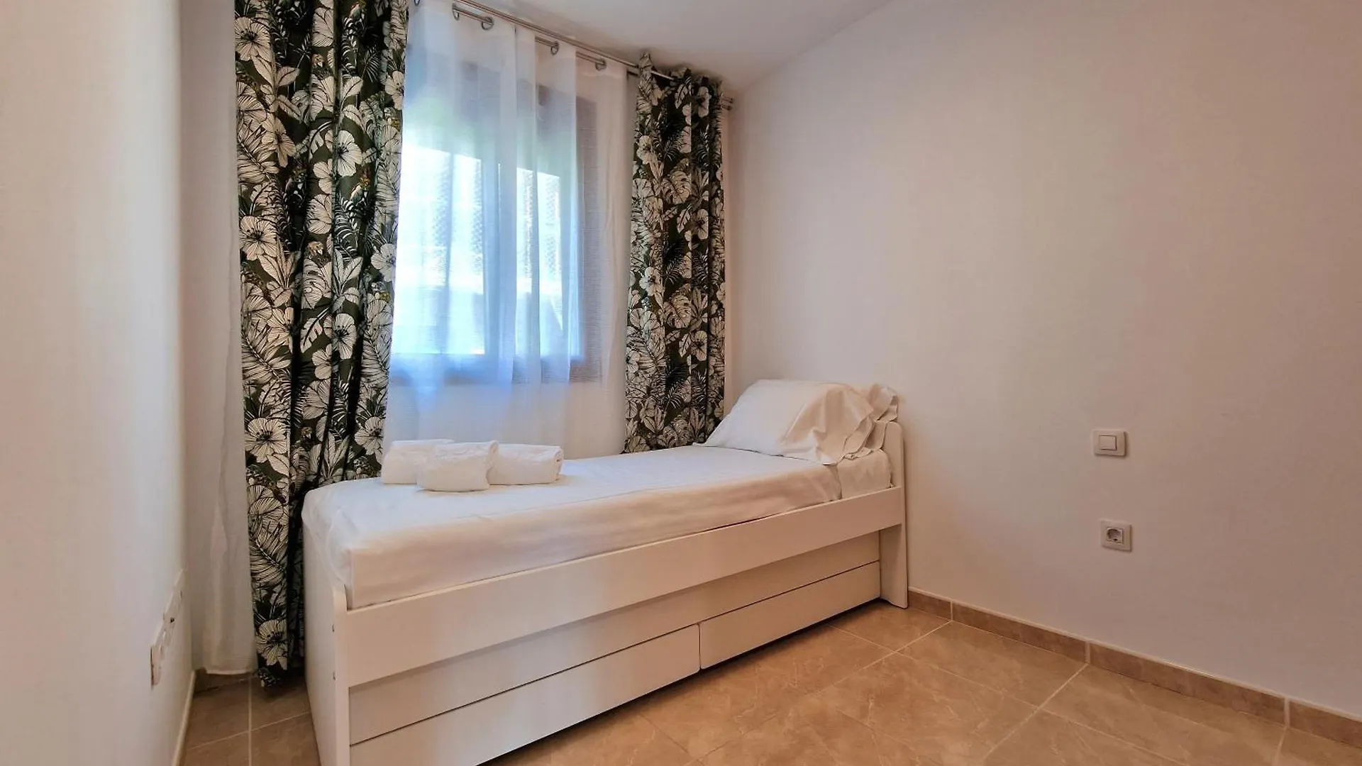 Las Rocas By The Ocean, Wifi And Sea View Los Abrigos